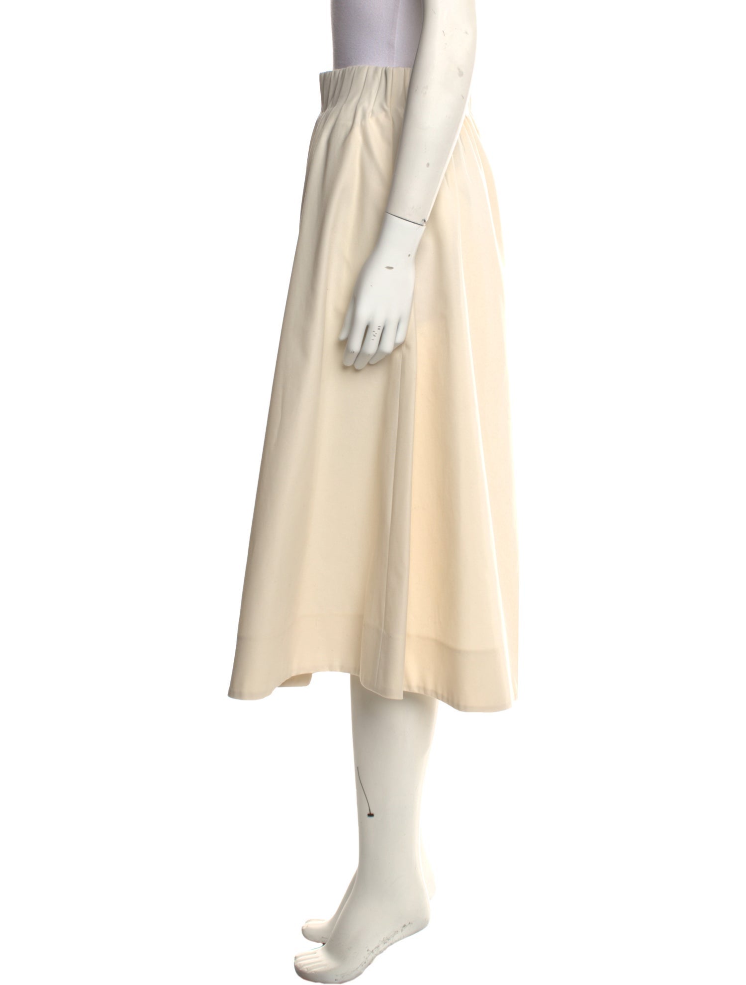 FFORME Knee-Length Shorts w/ Tags