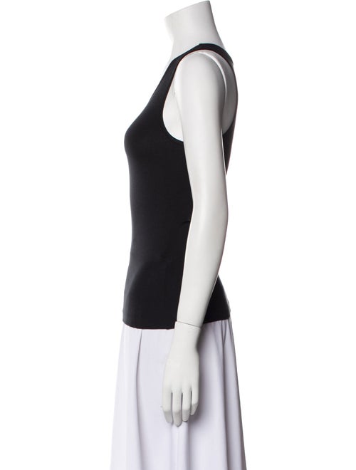 FFORME Scoop Neck Sleeveless Top