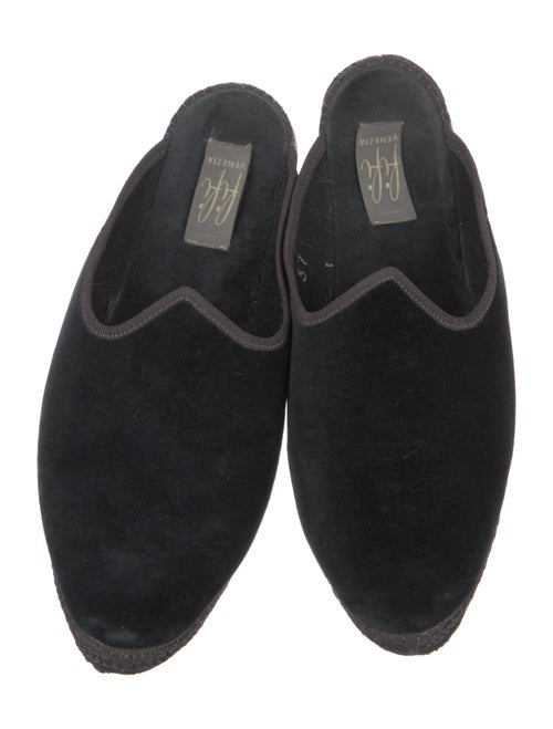 Fifi Venezia Velvet Mules