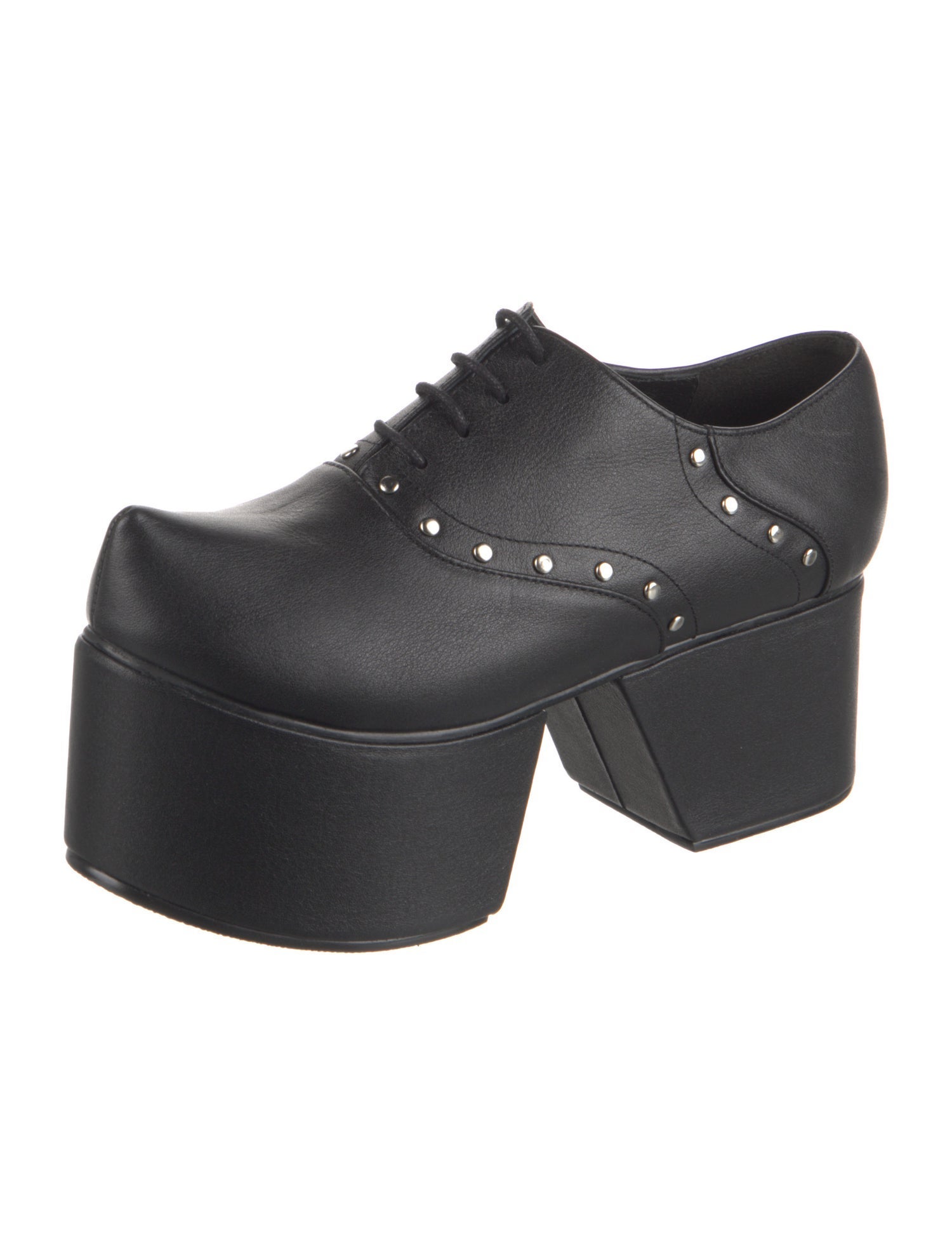 Flat Apartment Leather Studded Accents Pumps