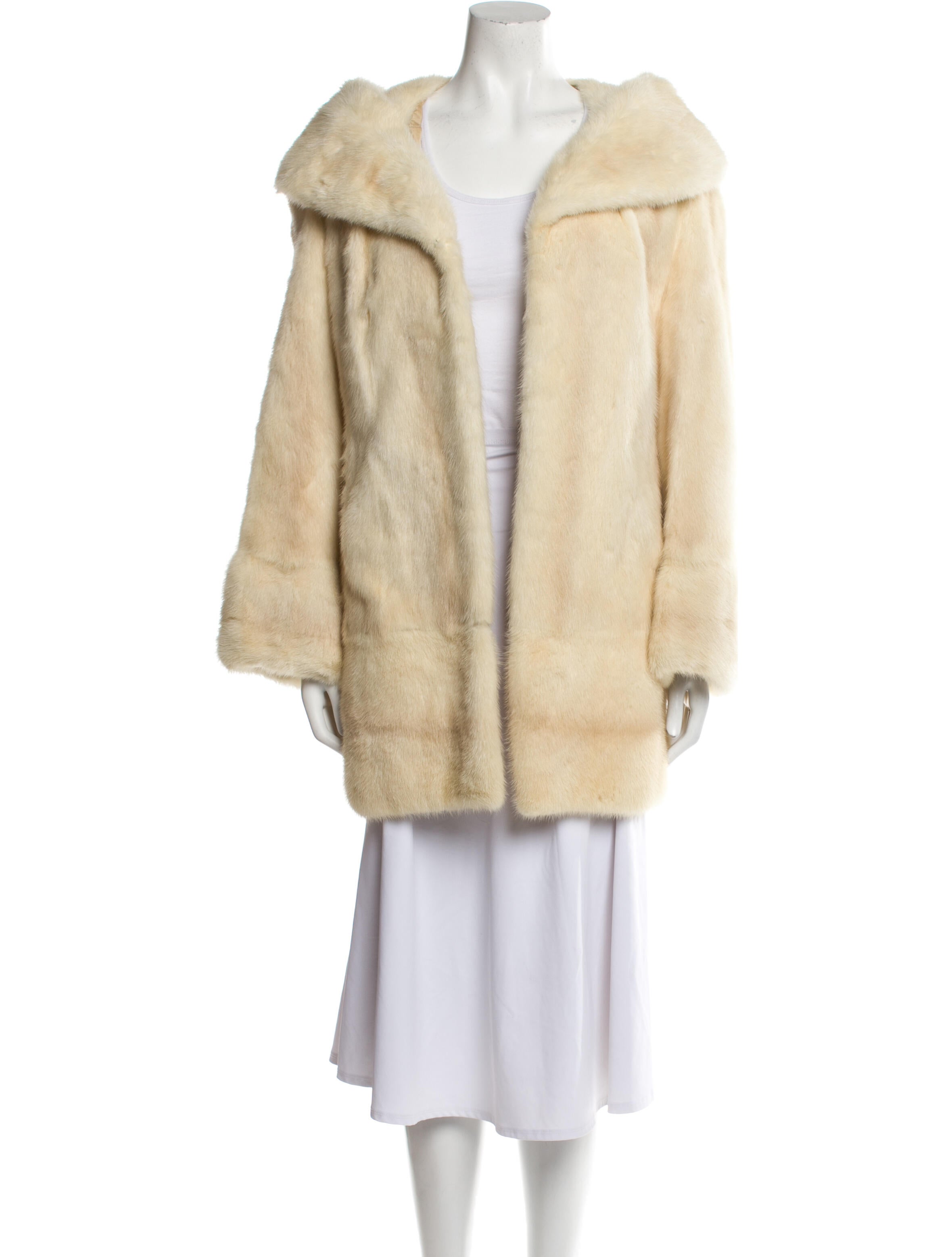 FUR LABEL AUTHORITY Fur Coat