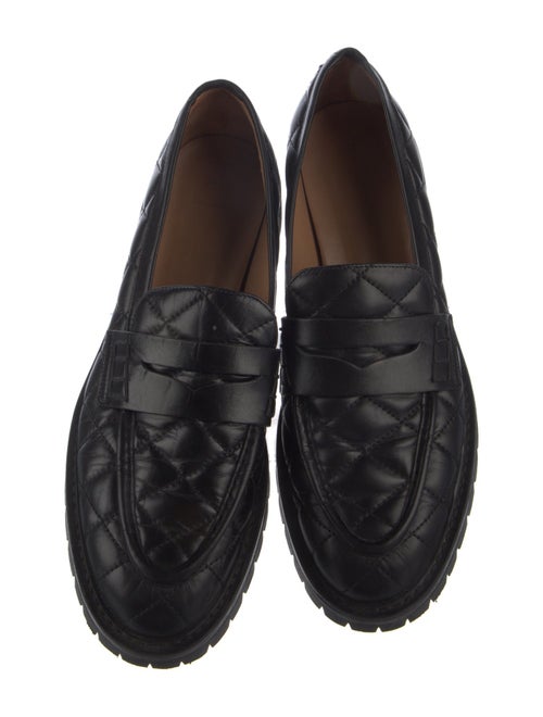 Flattered Leather Pumps