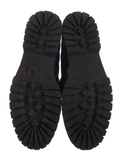 Flattered Leather Pumps