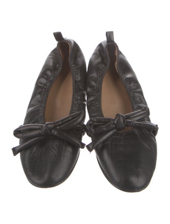 Flattered Leather Bow Accents Ballet Flats