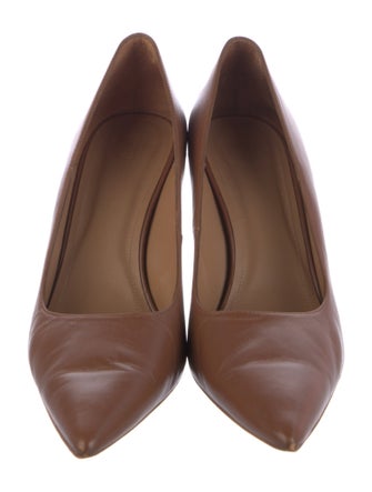 Flattered Leather Pumps