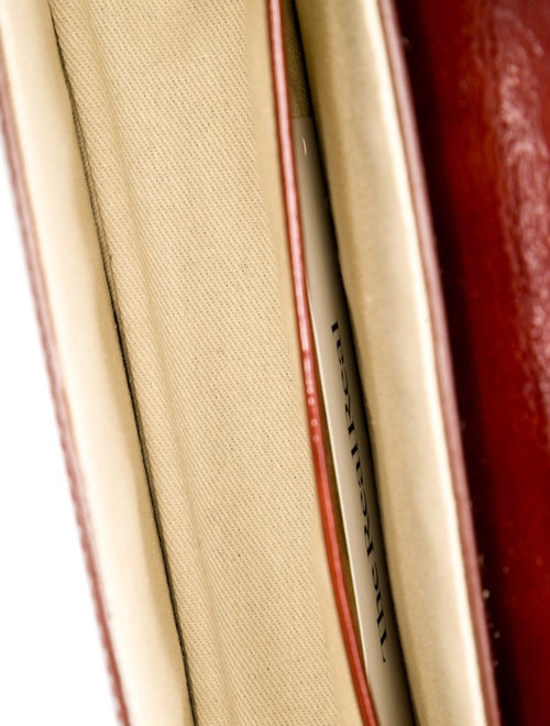 Flattered Patent Leather Shoulder Bag