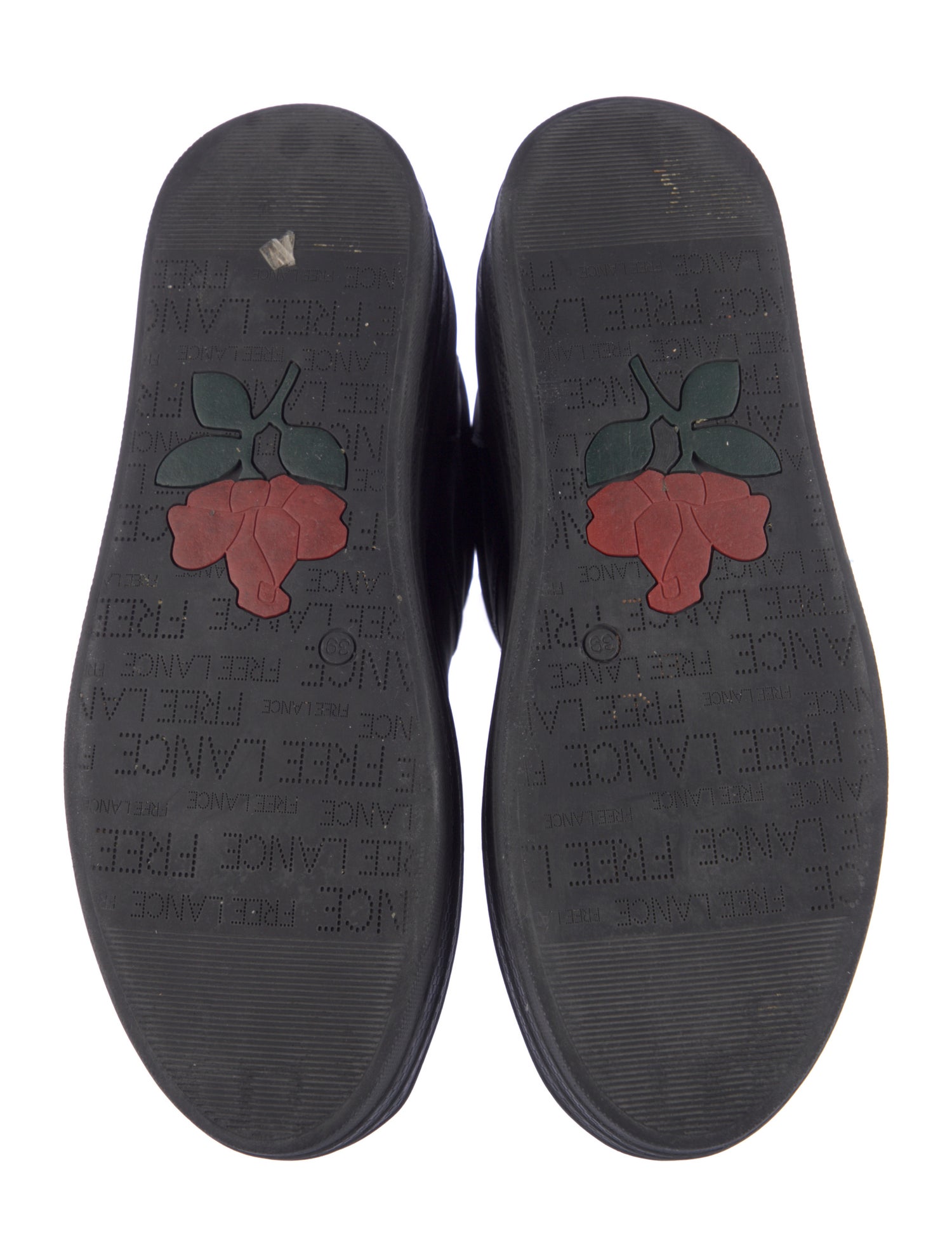 Free Lance Suede Sneakers