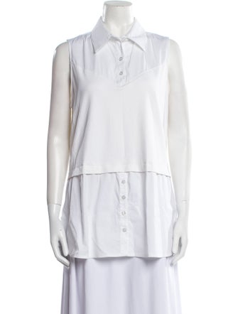Finley Sleeveless Button-Up Top