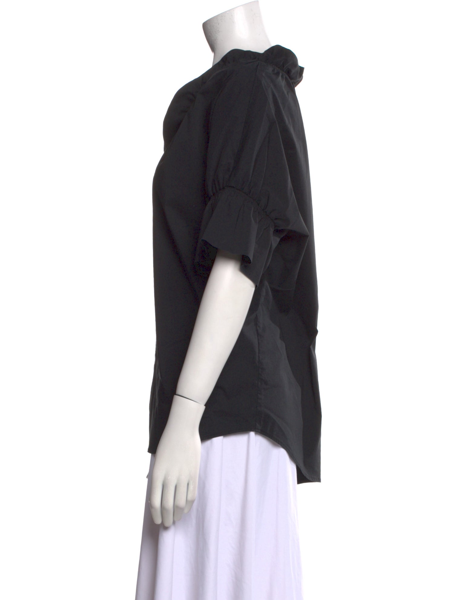 Finley V-Neck Short Sleeve Blouse