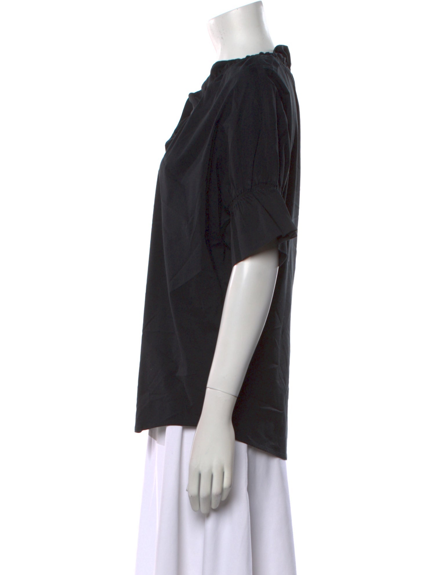 Finley V-Neck Short Sleeve Blouse