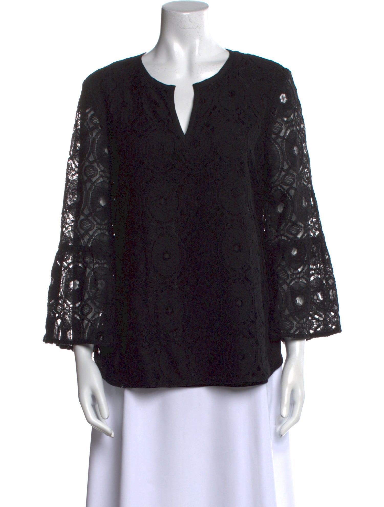 Finley Bamboo Lace Pattern Blouse