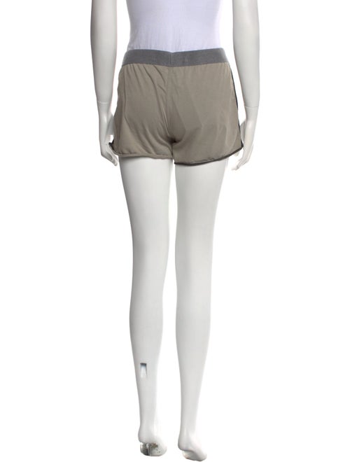 Frauenschuh Mini Shorts