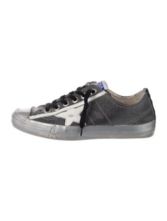 Golden Goose Sneakers