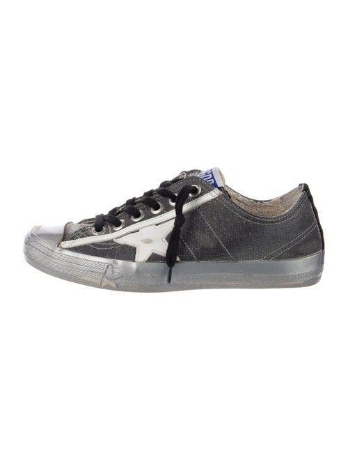 Golden Goose Sneakers