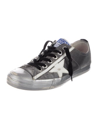 Golden Goose Sneakers