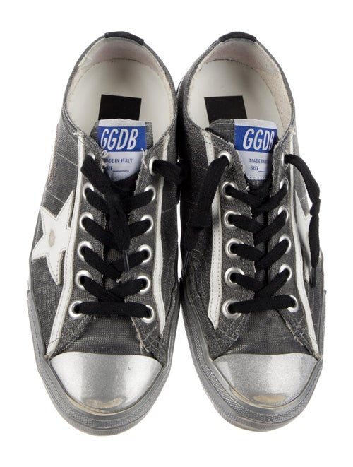 Golden Goose Sneakers