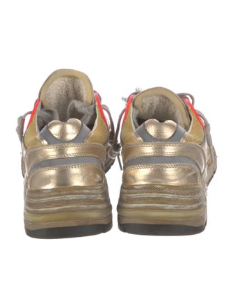 Golden Goose Dad-Star Sneakers