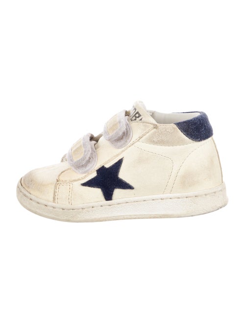 Golden Goose Mid top sneakers