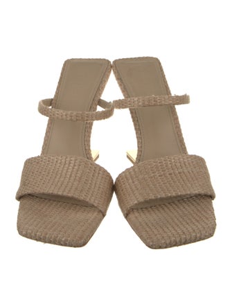 Cult Gaia Straw Slides