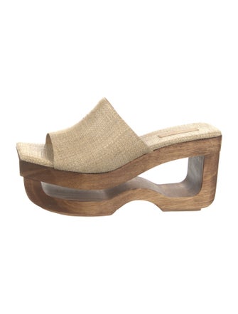 Cult Gaia Straw Slides