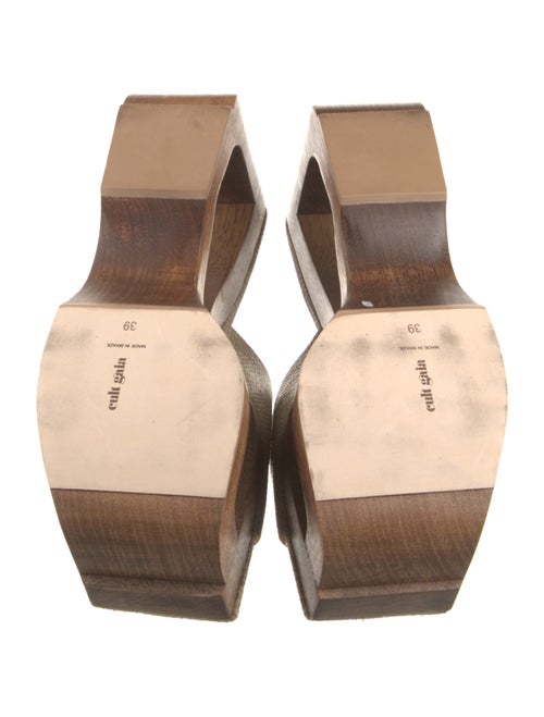 Cult Gaia Straw Slides