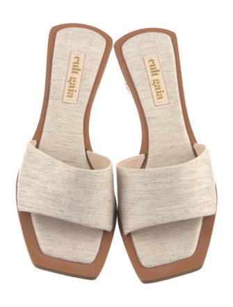 Cult Gaia Canvas Slides