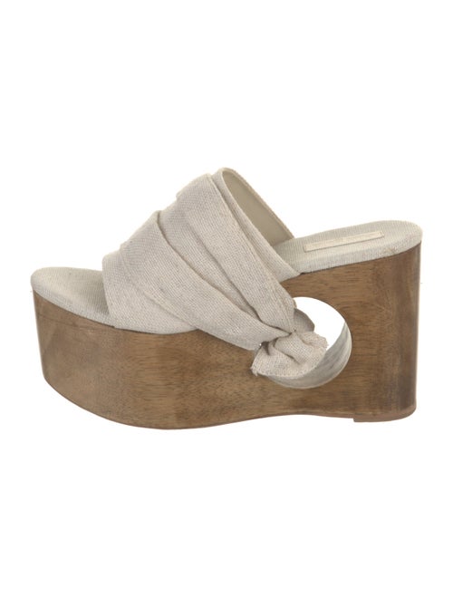 Cult Gaia Canvas Slides