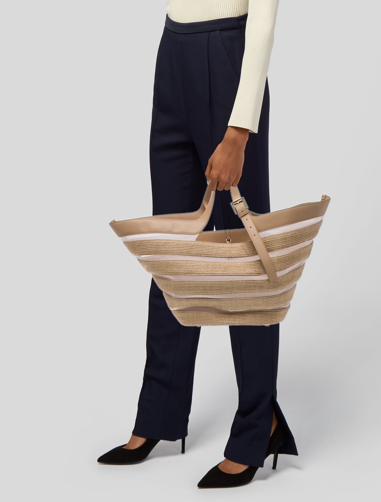 Cult Gaia Straw Hobo