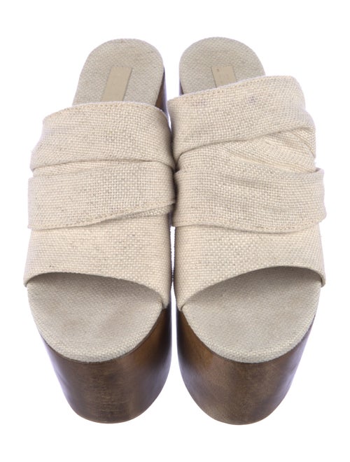 Cult Gaia Canvas Slides