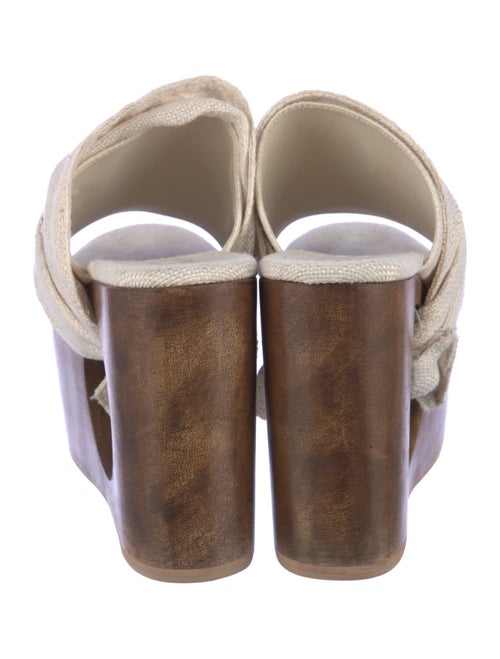 Cult Gaia Canvas Slides