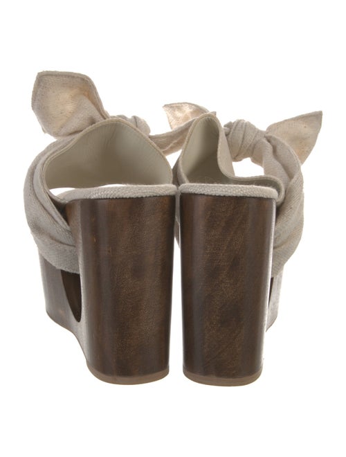 Cult Gaia Canvas Slides