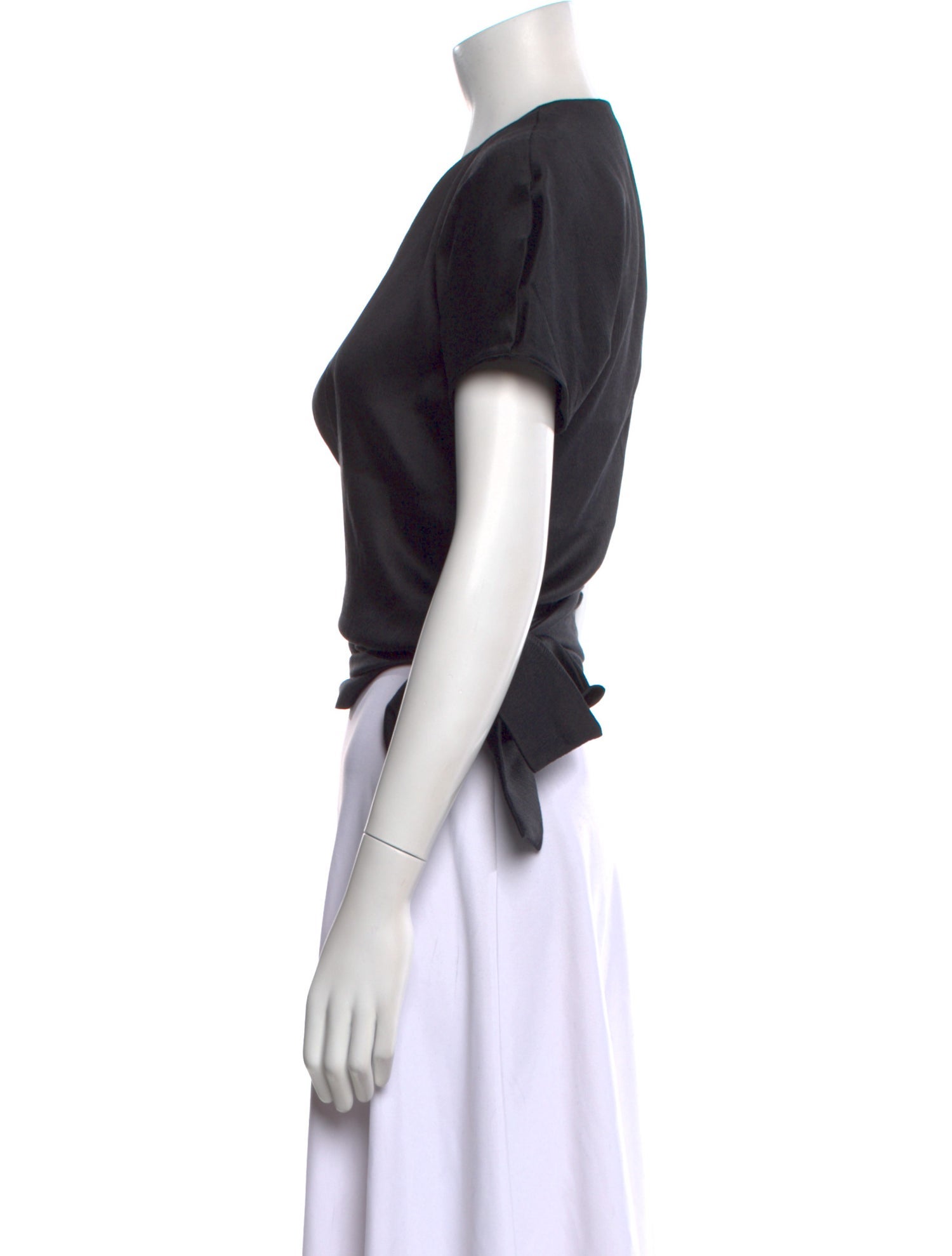 Gloria Sachs V-Neck Short Sleeve Crop Top