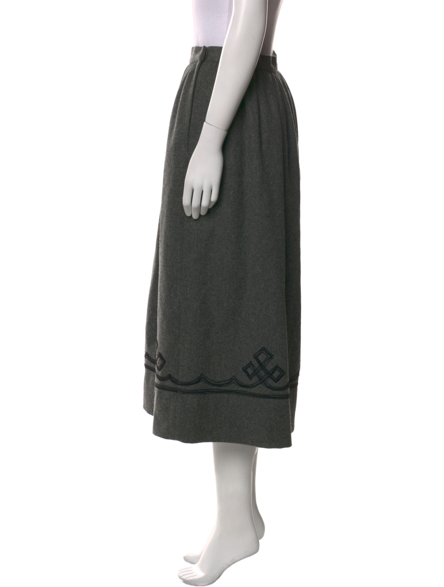 Gloria Sachs Embroidered Accent Midi Length Skirt