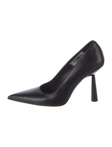 Pre-owned Gia Borghini Leather Pumps In Black