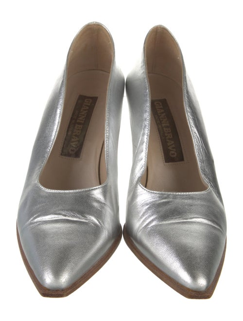 Gianni Bravo Leather Pumps