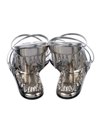 GCDS Patent Leather Slides