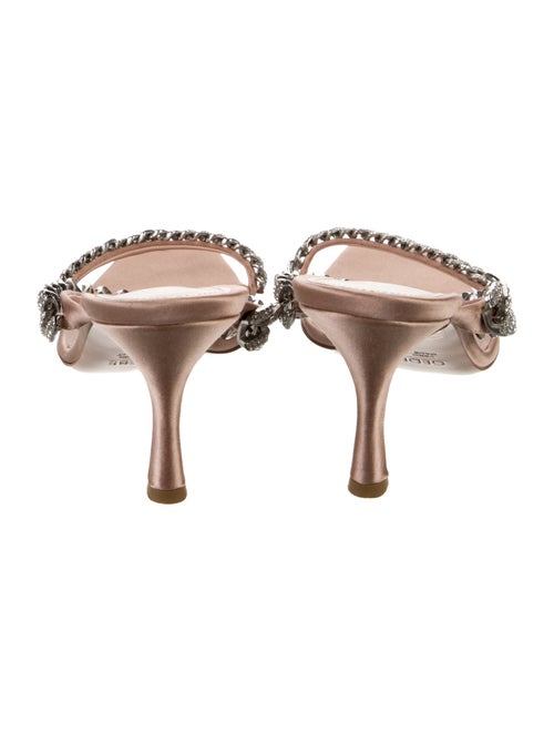 Gedebe Satin Chain-Link Accents Slides