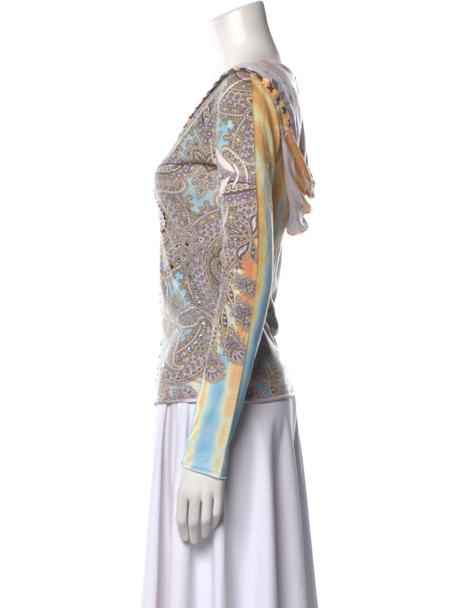 GOA Paisley Print V-Neck Blouse