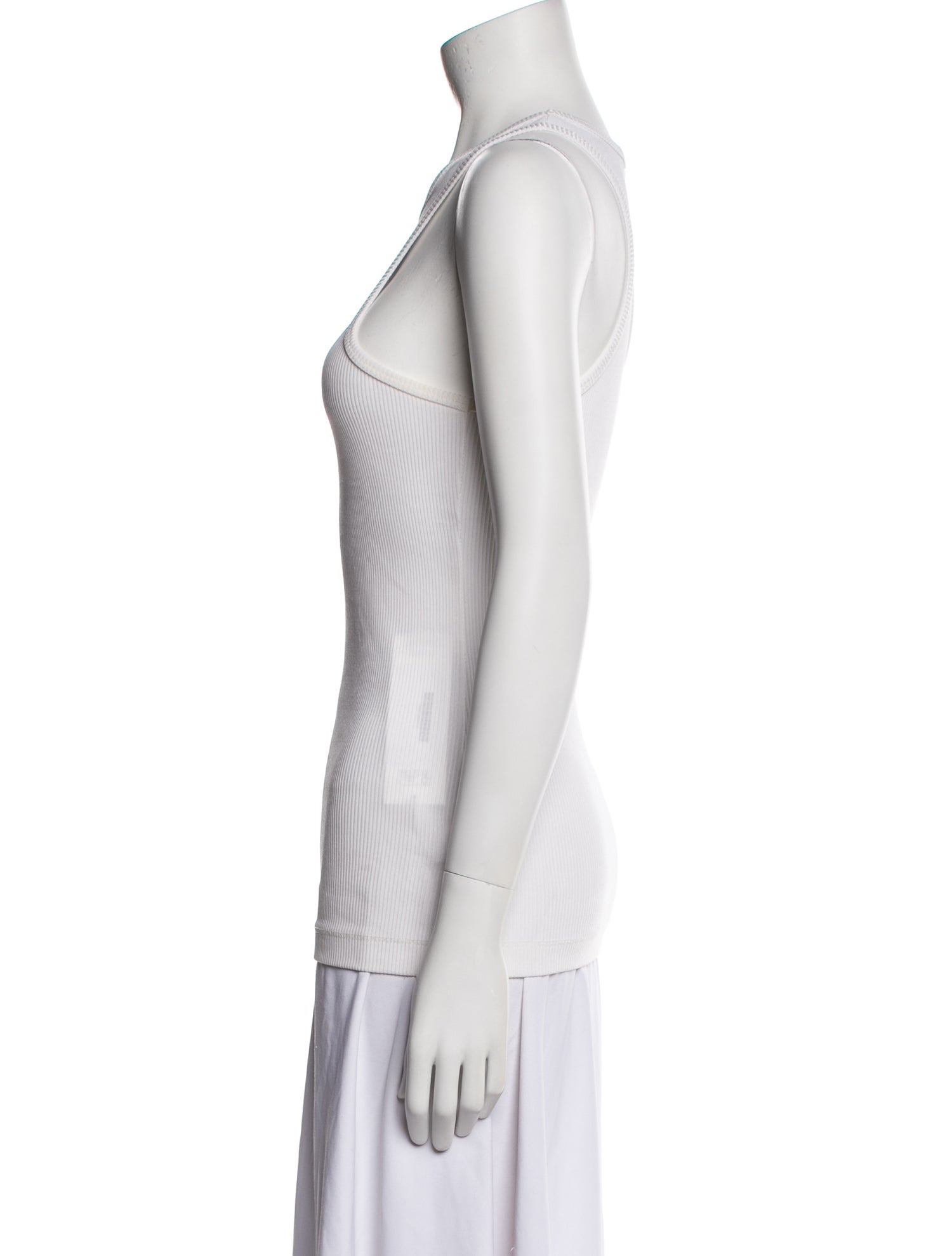 GoldSign Scoop Neck Sleeveless Top