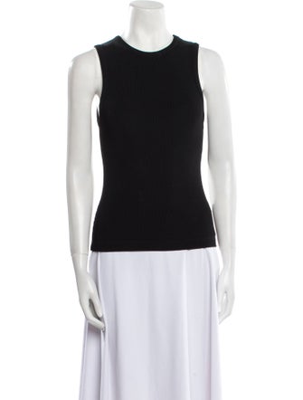 GoldSign Crew Neck Sleeveless Top