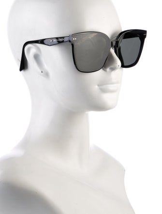 Gentle Monster Flatba Lo Cell Square Sunglasses