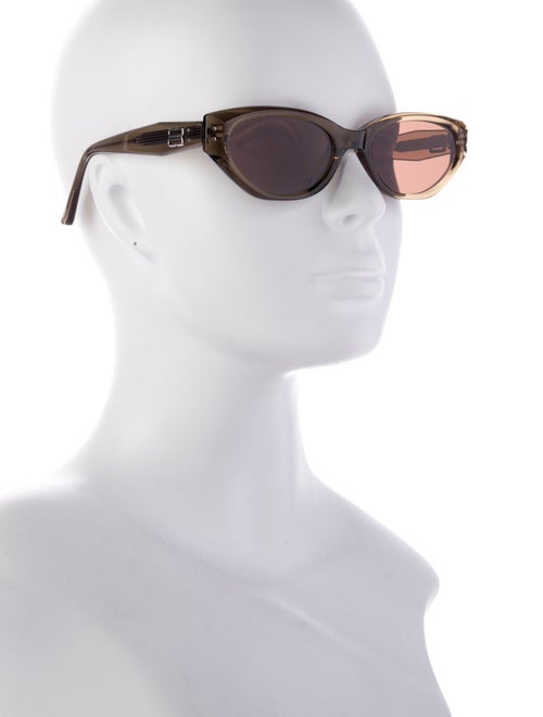 Gentle Monster Rococo Cat-Eye Sunglasses