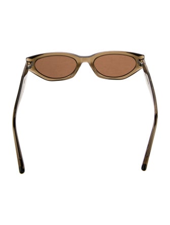 Gentle Monster Rococo Cat-Eye Sunglasses