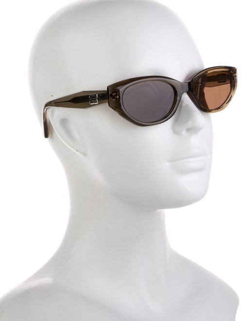 Gentle Monster Rococo Cat-Eye Sunglasses