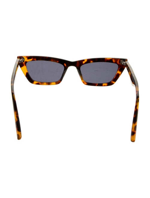 Gentle Monster Chapssal Cat-Eye Sunglasses