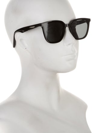 Gentle Monster Lilit 01 Square Sunglasses