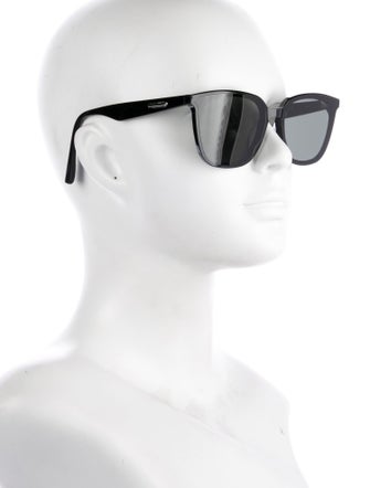 Gentle Monster Lilit Square Sunglasses