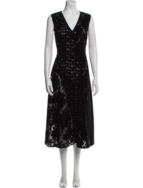 Goen.J V-Neck Midi Length Dress