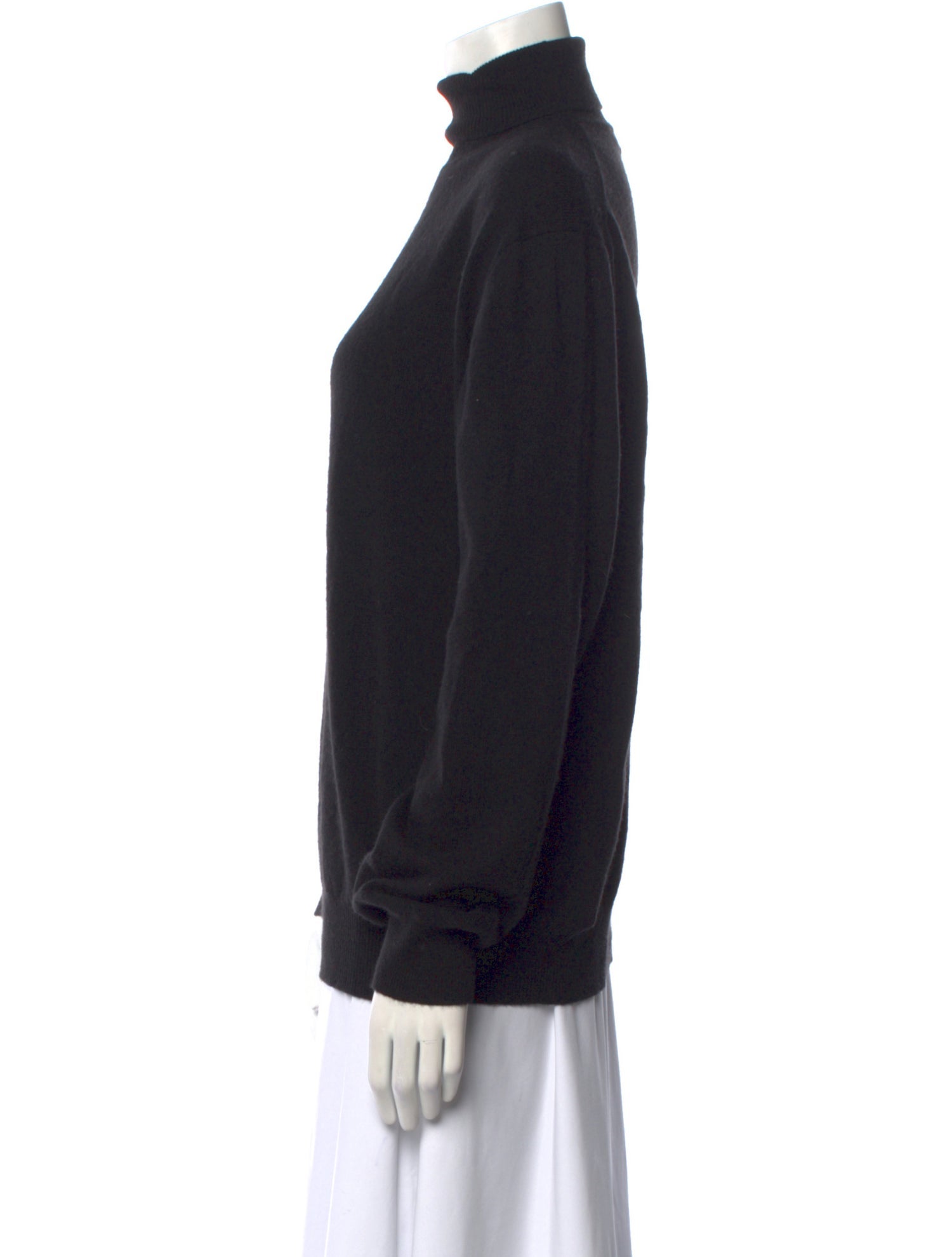 GOBI Cashmere Turtleneck Sweater
