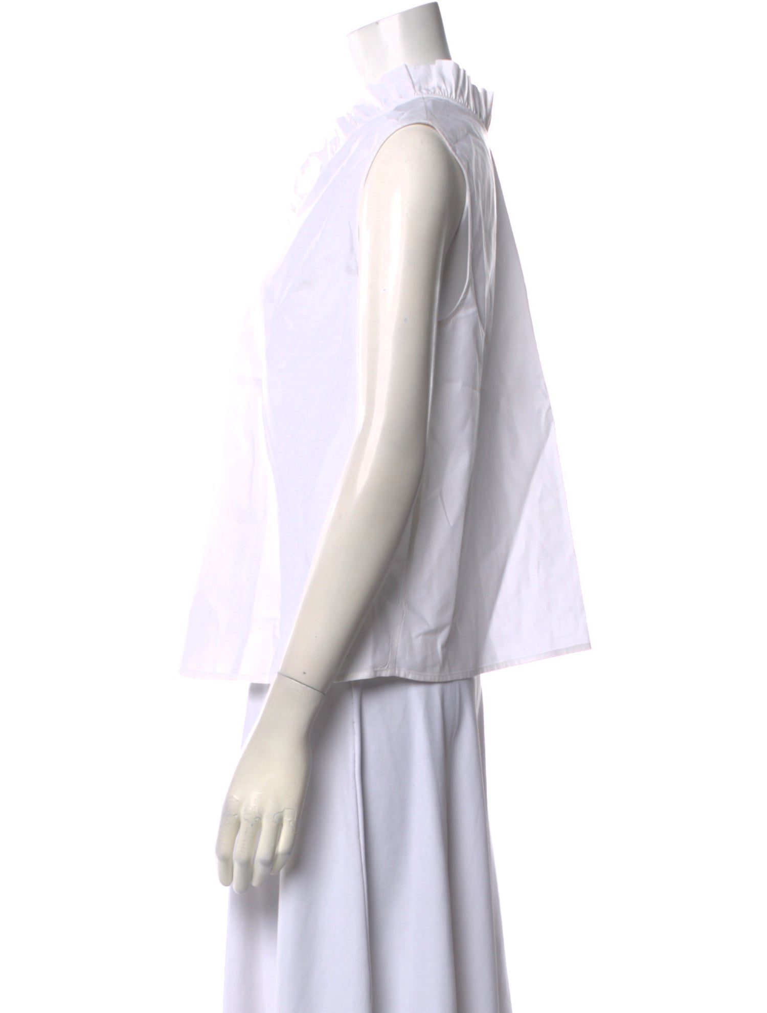 Goop G. Label V-Neck Sleeveless Top